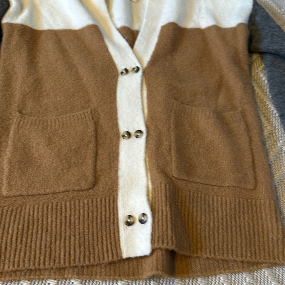 Madewell Allston Double-Button Cardigan Sweater in Colorblock *NWT - Picture 6 of 9